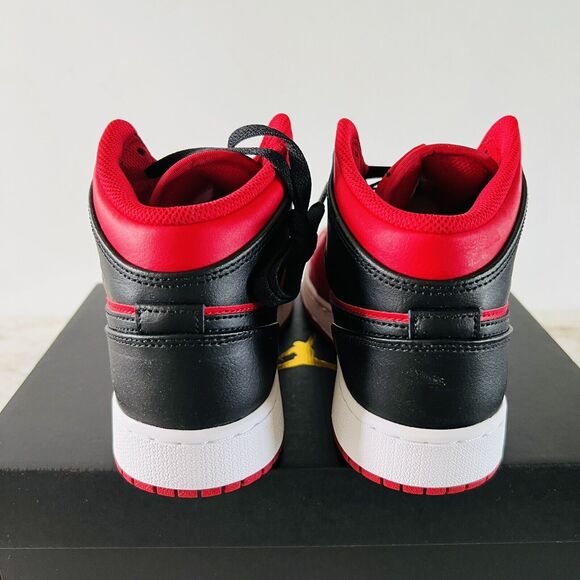 NIKE Air Jordan 1 Mid Gym Red/White/Black - US 7 - Picture 4 of 7